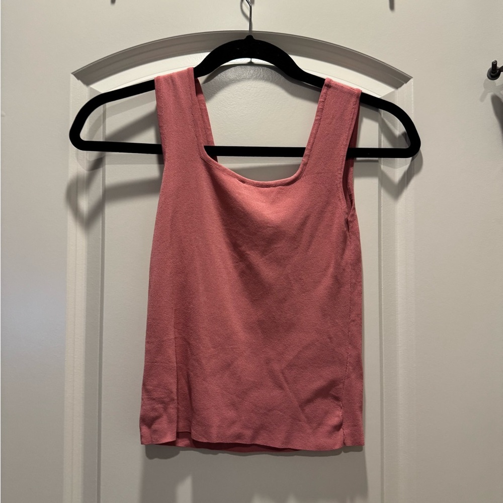 Pink tank - Picture 2 of 2